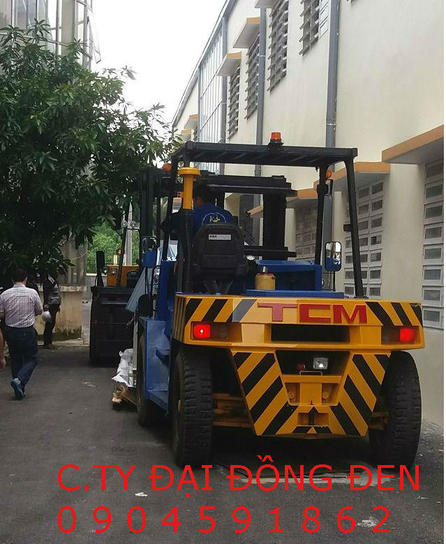 STT	LOẠI XE	SỐ GIỜ LÀM VIỆC	SỖ CA/THÁNG	THÀNH TIỀN 01	Xe nâng 2.5 tấn 	8h/ngày	26 ca	30.000.000vnđ/th 02	Xe nâng 3 tấn	8h/ngày	26 ca	36.000.000vnđ/th 03	Xe nâng 4-5 tấn	8h/ngày	26 ca	48.000.000vnđ/th 04	Xe nâng 7-8 tấn	8h/ngày	26 ca	65.000.000vnđ/th 05	Xe nâng  10 tấn	8h/ngày	26 ca	80.000.000vnđ/th 06	Xe nâng  12 tấn	8h/ngày	26 ca	90.000.000vnđ/th 07	Xe nâng  15 tấn	8h/ngày	26 ca	112.000.000vnđ/th 08	Xe nâng  18 tấn	8h/ngày	26 ca	135.000.000vnđ/th